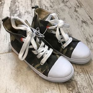 Cat & Jack | Boys size 12 Camo Zip High Tops Shoes